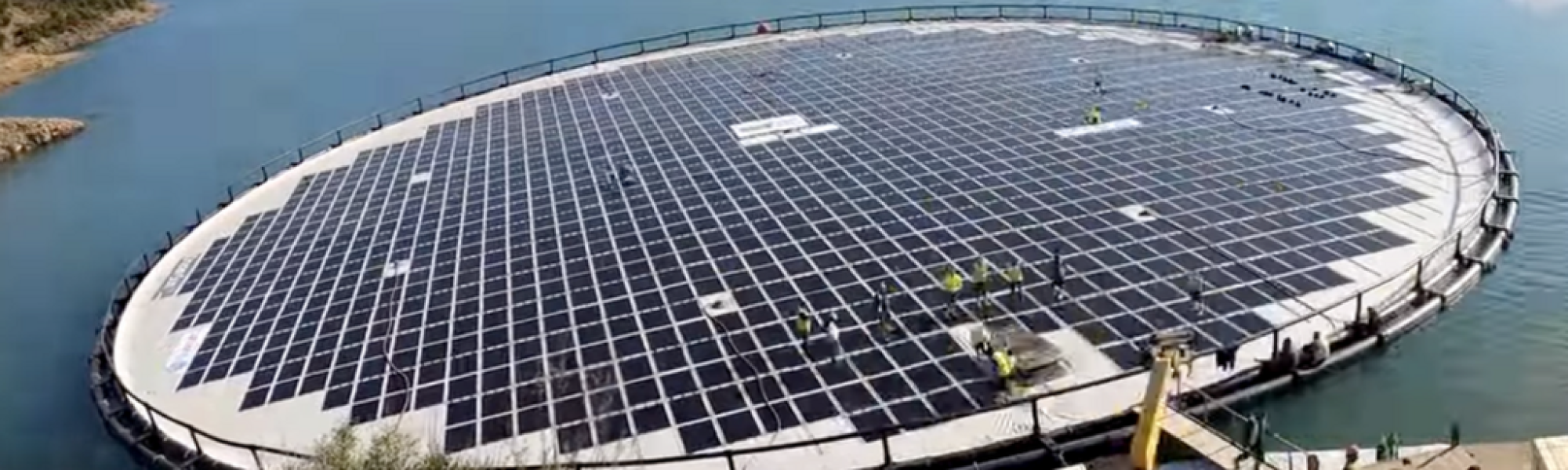 Could floating solar farms survive out at sea?
