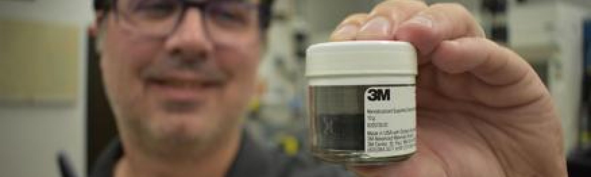 3M hopes its new powder can help unlock green hydrogen production